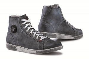 Novità 2013 da TCX. Sneaker e stivali: eleganti e in sicurezza