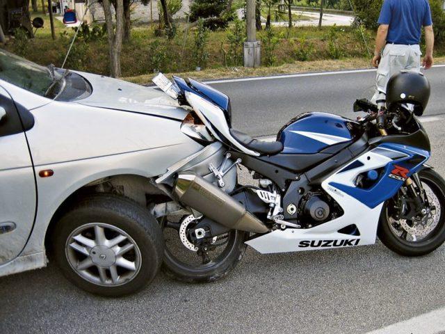 L’Adaptive Cruise Control pericoloso per i motociclisti