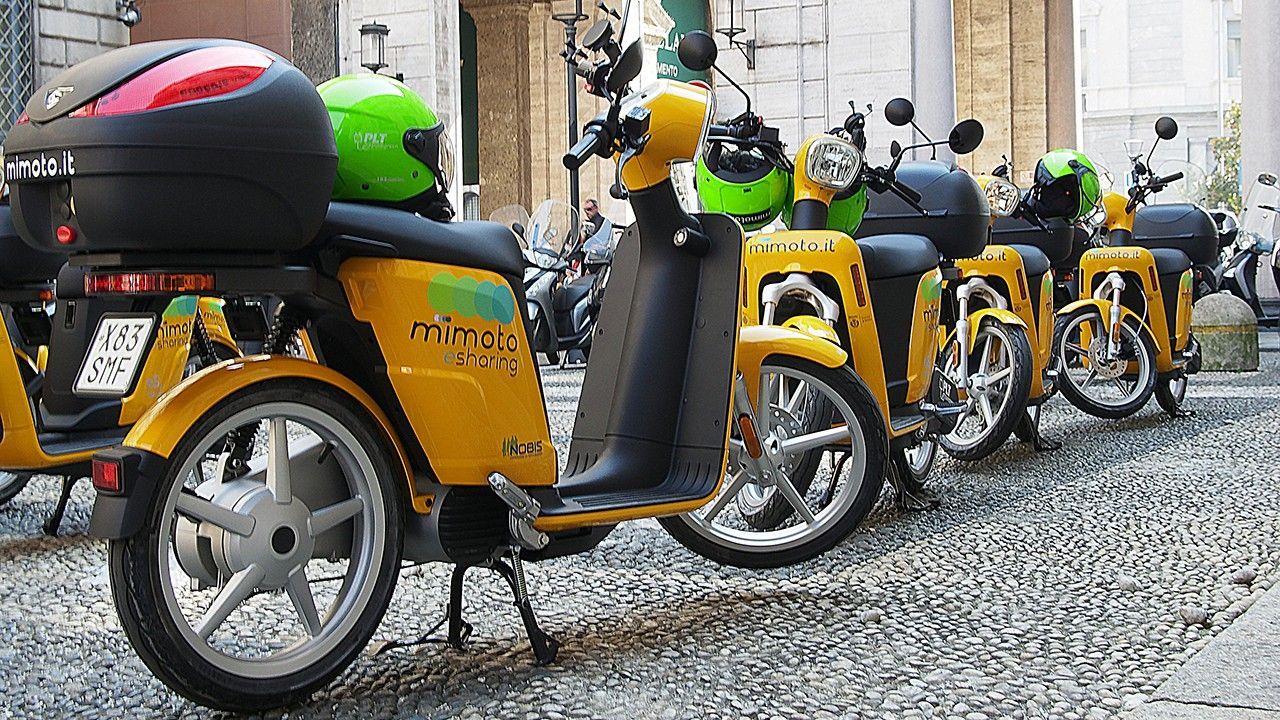 Scooter sharing a Firenze: costi e come funziona