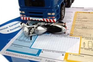 Caro polizze, ANCMA denuncia: aumenti intollerabili per RC moto