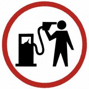 Caro benzina: la moto aiuta a risparmiare