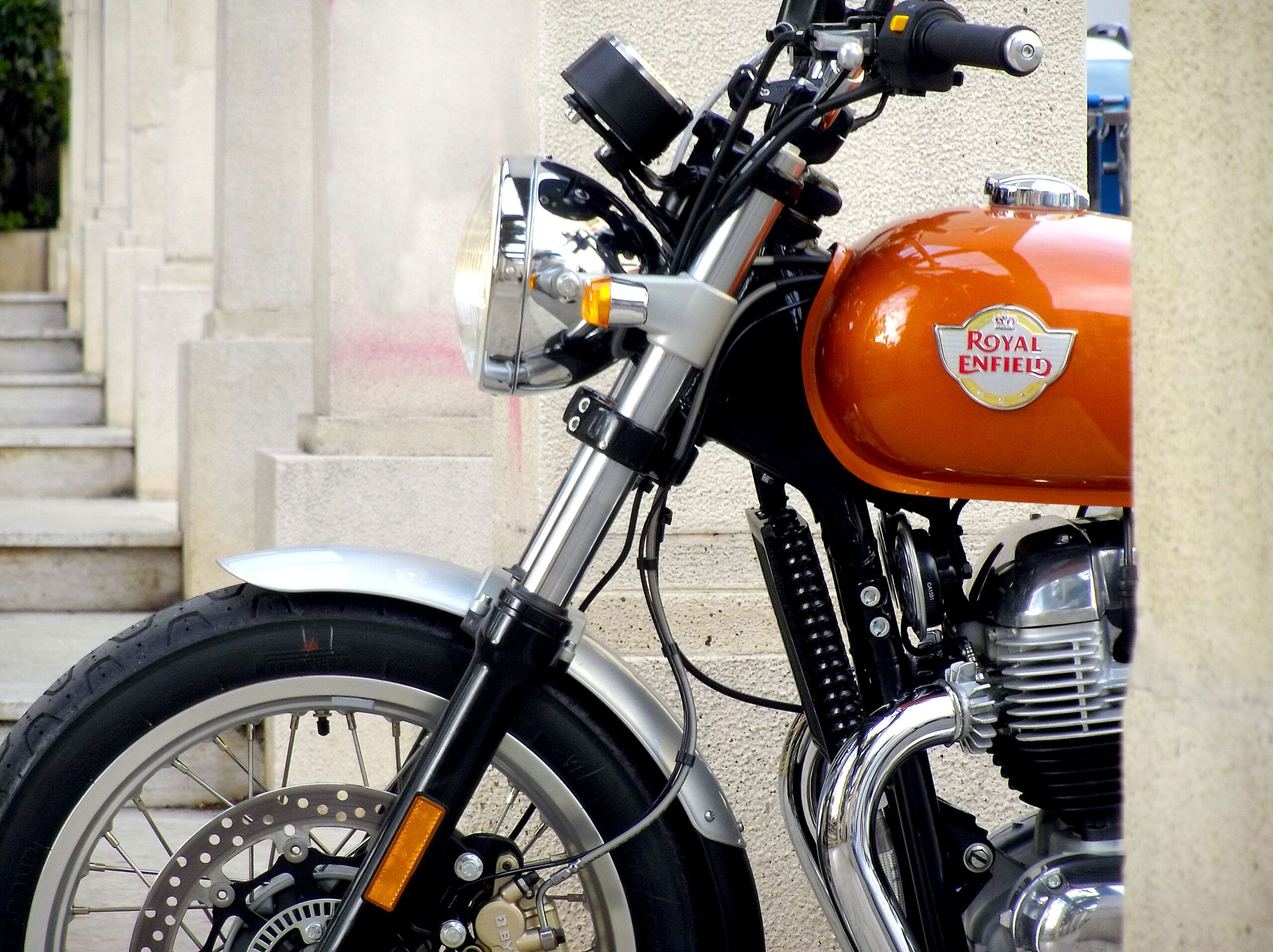 Test Ride, Royal Enfield Interceptor 650: la perla di Bollywood