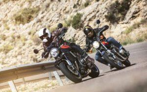 Kawasaki Z900RS, indietro tutta