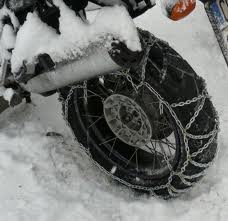 Moto: niente obbligo pneumatici invernali o catene da neve