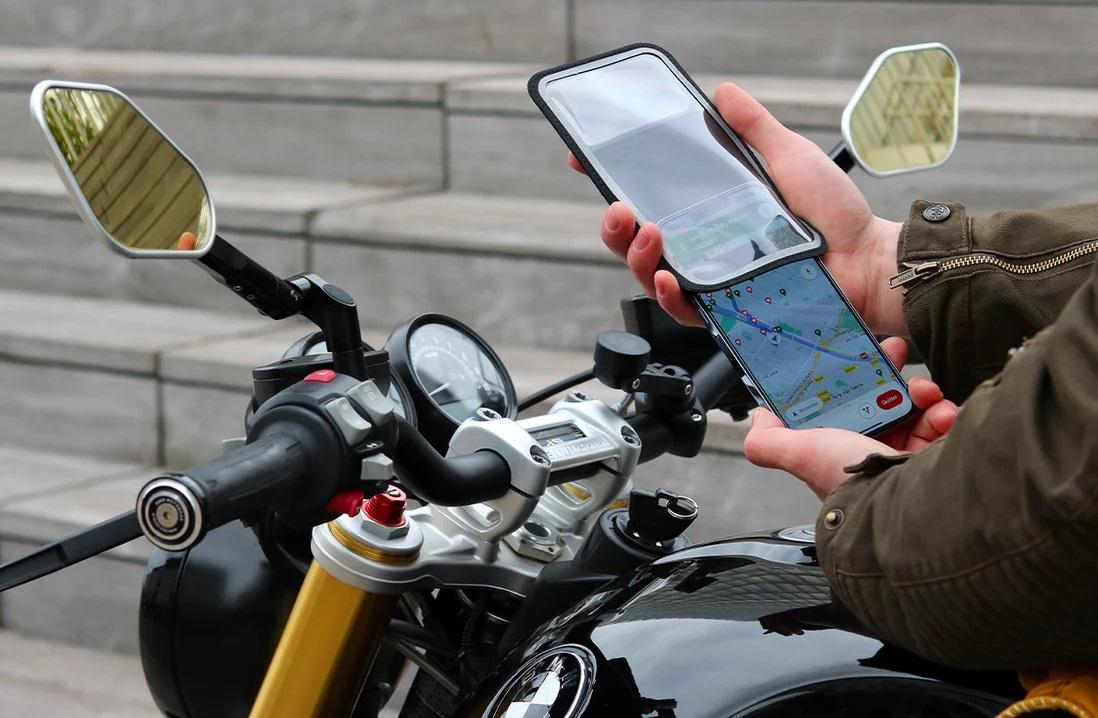 Porta telefono moto Shapeheart Pro Boost antivibrazioni: il test 