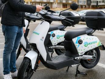 Scooter sharing Milano: 100 nuove moto da Pikyrent