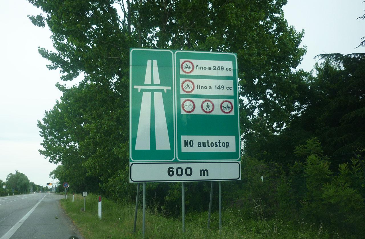 Preavviso di inizio autostrada