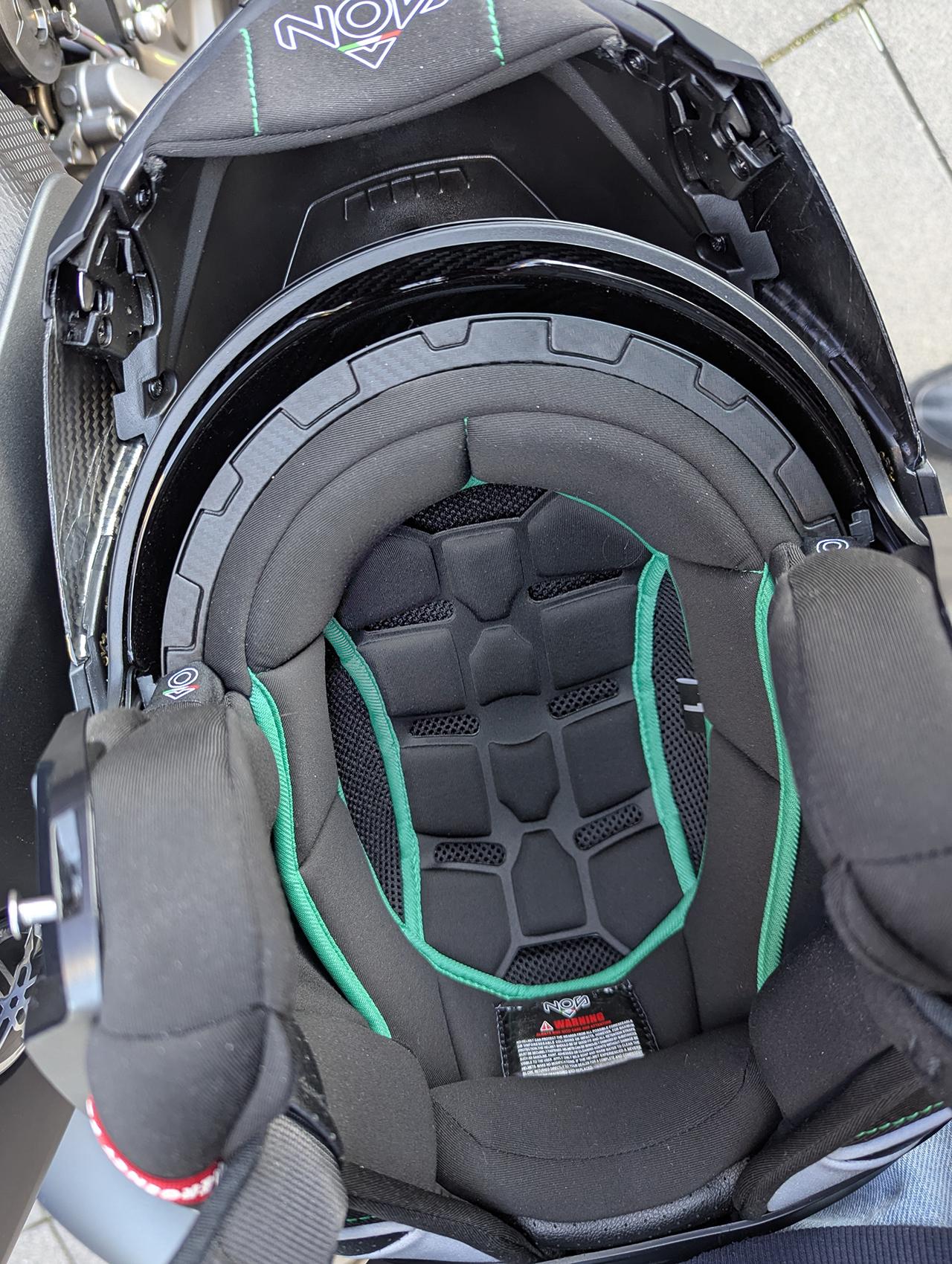 Casco NOS NS-15C Carbon