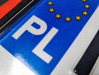 Targhe polacche: girare intorno alla legge (dal nostro inviato a Napoli)